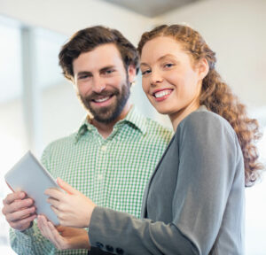 couple with ipad